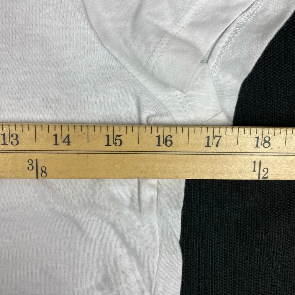 Universal Thread White Venice Graphic Tee - Picture 6 of 7